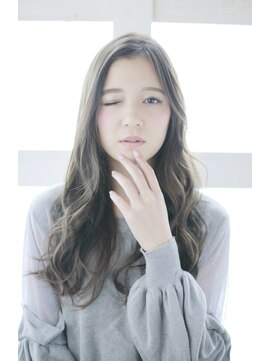 アジュテ(ajouter) かきあげバングのブルージュミックスカール