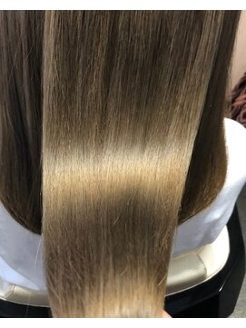 エスカーラ 表参道(THE ESCALA) 髪質改善トリートメント[表参道/髪質改善/トリートメント]