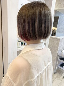 キャアリー(Caary) 福山市美容室 人気 個性派 塩基性インナーピンク ボブ