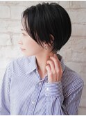 大人可愛い20代30代40代黒髪前下がりショートボブ丸みショート