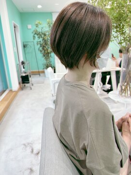 ユーフォリア(Euphoria.) 縮毛矯正で大変身