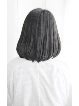 シュシュット(chouchoute) 斜めバングデザインカラーシルキーベージュグレージュカラー/099