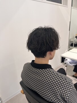 ハグ 横浜(HUG) シャドーパーマで大人の色気を☆