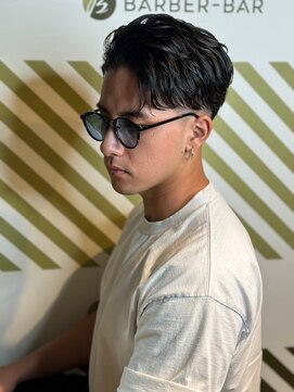 バーバーバー アカバネ(BARBER-BAR AKABANE) おしゃれメンズのコームオーバー毛流れヘア 黒髪短髪ビジネス#3