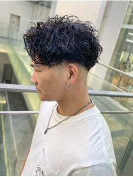 デュー 栄(DEW) 【DEW】スペインカール/スパイラルパーマ/フェード