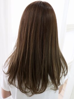 フェリシータ 服部店(felicita)の写真/髪にご褒美を！厳選トリートメントが、felicita服部店で待っています！うるツヤを手に入れましょう♪