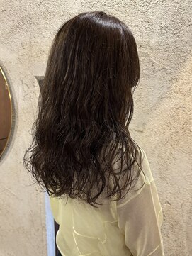 穀雨(Kokuu) オリーブベージュロングパーマ