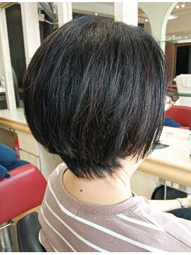 ヘアークリアー 蕨 上品ナチュラルショートボブ
