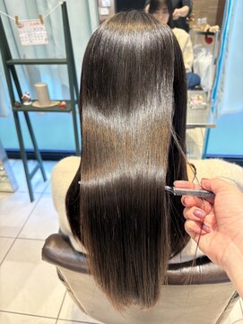 黒髪/クラゲヘアー/オリーブグレー/小顔/ココアベージュ/佐倉