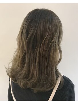 グッデイ ヘアー(GOOD DAY HAIR) 【GOOD DAY HAIR】《ブリーチ×ブリーチ×グレージュ》　 下北沢