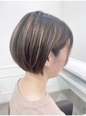 30代40代インスタ人気☆ナチュラルハイライト耳かけショートボブ