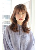 マロンベージュで柔らかニュアンスの外ハネくびれ・・・担当KAYO