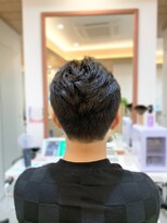 アマニ ヘアー ホスピタル(AMANI. HAIR HOSPITAL)&nbsp;ショートグラデーション