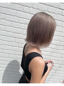 カメリアサロンドボーテ(Camellia salon de beaute) 【NAOYA】外ハネ×ミルクティーグレージュ