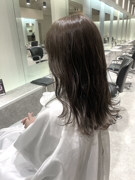 リー 尼崎(Lee) ダークアッシュベージュ