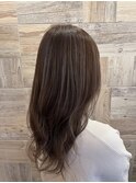 セミロンググレージュハイライト