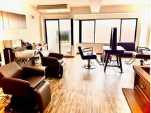 コナラ ヘアーアンドビューティー(Conara hair & beauty)