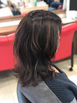 ヘアークリアー せんげん台 大人レイヤースタイル ハイライト 30代40代50代