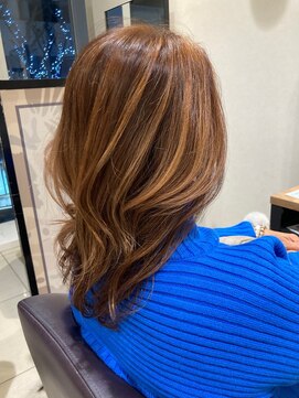 フェイバリットビューティシャルム(Favorite Beauty Charme) 白髪ぼかしハイライト×明るめカラー×バレイヤージュ×上大岡