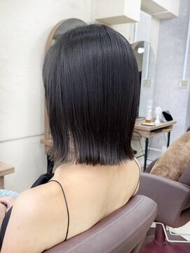 アンフィニー 銀座(ANFINI) ぱつっとボブ　ミディアムボブ　外ハネ　20代30代40代