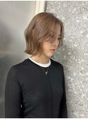 ハイトーンカラー外国人風ボブ切りっぱなし外ハネナチュラルボブ