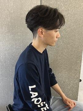 ニアウ 太田店(Niau) メンズフェザーショートフェザーパーマ毛流れパーマ刈り上げ