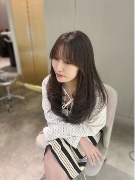 ジーナ 名駅(XENA.) 《chii》レイヤーカット/ハイレイヤー/レイヤーロング/顔まわり