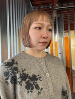 シロ(Shiro)&nbsp;shortbang bob