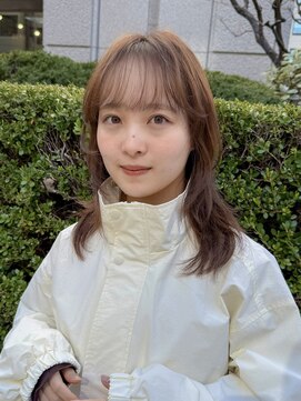 ガーランドギンザ(Garland Ginza) ミディアムレイヤーベージュカラー顔まわりカット