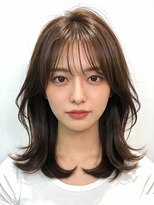 エイチ ウルフカット 大阪梅田(811)&nbsp;ショートウルフボブバレイヤージュアッシュグレーボーイッシュ