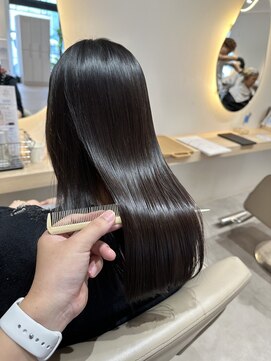 ルーチェココ ブラン(Lu'ce coco blanc) 朝ラク艶髪ストレート
