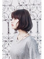 メルクマール(MERKMAL) シネマティックな大人フレンチボブ。