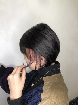 オースト ヘアー ステラ 新宿店(Aust hair Stella) インナーラベンダー×ショートボブ