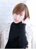 大人ツヤ感のショートスタイル