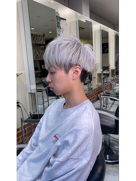 フィリア 東口店(Filea) White Mash