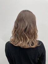 アライブ キチジョウジ(ALIVE Kichijoji)&nbsp;根本が伸びても気にならないグラデーションカラー