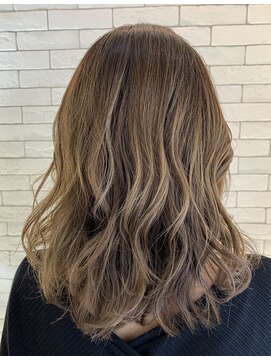 ヴァイブス(vibes) ハイライトカラー