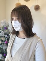 ルヴェール(Le Vert) ミディアムレイヤー × 透明感グレージュ
