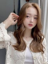 ミント バイ フォルテ(mint by FORTE)&nbsp;大人ガーリー　小顔　抜け感ひし形シルエット　くびれヘア