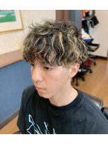 ヘアーワークス ブレーヴ(HAIR WORKS BRAVE)&nbsp;波巻きスパイラルミックス&ハイライト
