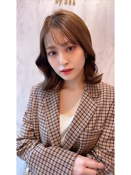 ロンドシェリ 仙台(Lond Cheri) 韓国風シースルー斜めバングシルキーベージュミディアムヘア