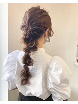 マーベル(Marbelle) ヘアアレンジ