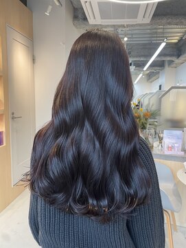 シダ(sida SAIIN) 20代30代 パープルラベンダー前髪カット