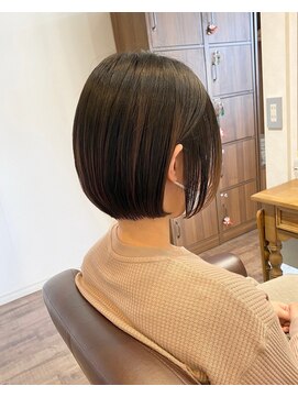 リム(Limb) 【Limb】ぱつっとボブ　ミニボブ　くびれボブ