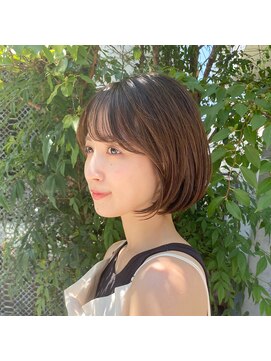 アンバー 池袋(amber) 丸みかわいいボブ