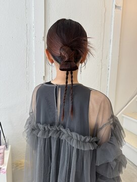 ヒカリスナカザキアンド(HIKARIS nakazaki &) タイトヘアセット