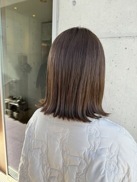 アチーブ ヘア デザイン(achieve hair design) 20代/30代/40代/アッシュベージュ/外ハネ/ミディアム/ストレート