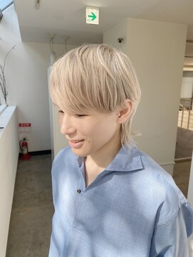 ソルバー(SOLVER) ホワイトカラー×マッシュウルフ