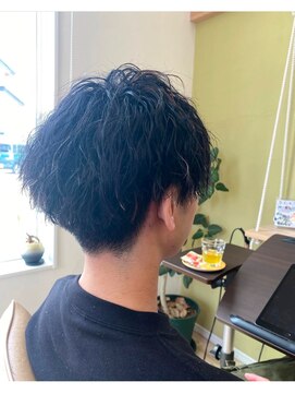 アイノベル(‘Inovel’) カット＋パーマ