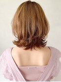 くせ毛風カールウェーブミディアムうる艶髪愛され#249f0202